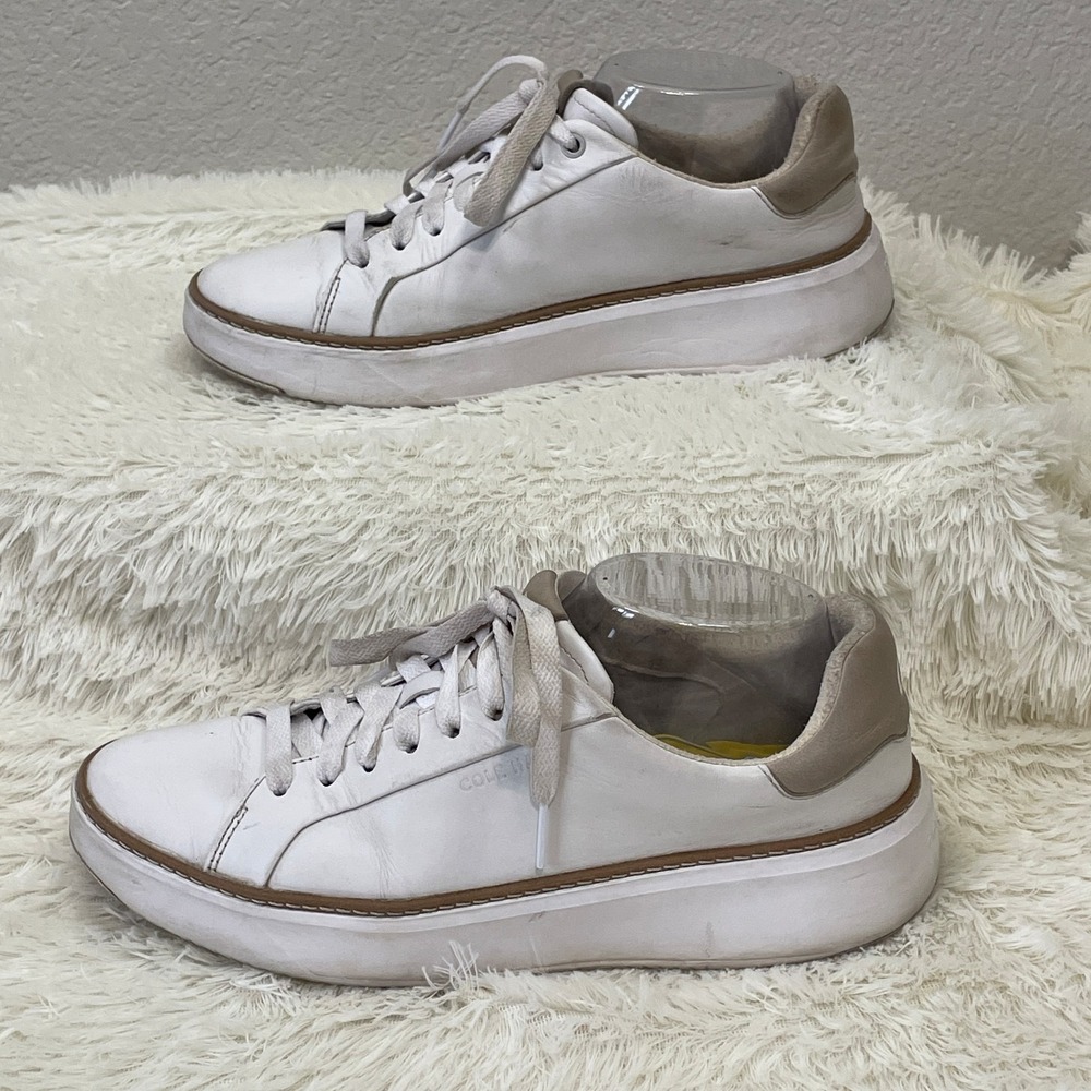Cole Haan GrandPro Topspin Sneakers Womens‎ SIZE 8.5B White Shoes W24775
